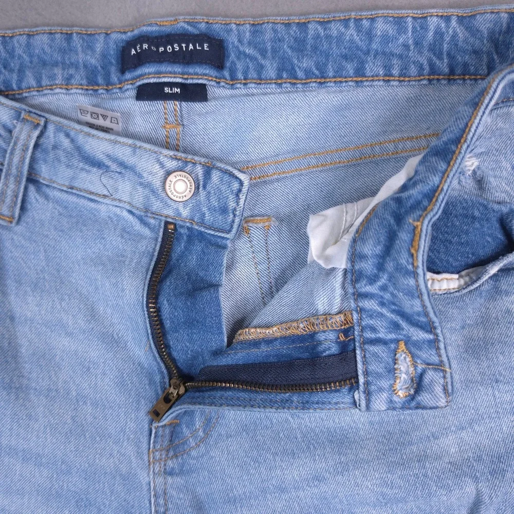 Aeropostale Jeans Slim Distressed Ripped Light Wash 36x30 Cotton Stretch Denim